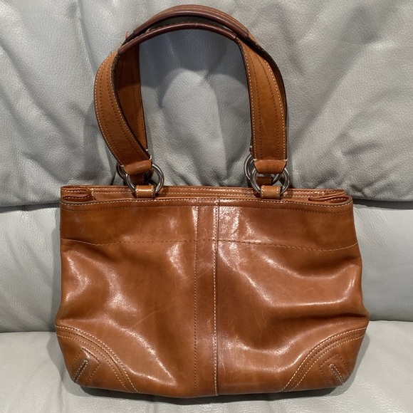 Leather Coach bag - Picture 2 of 8